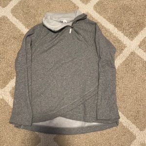 Collar sweatshirt